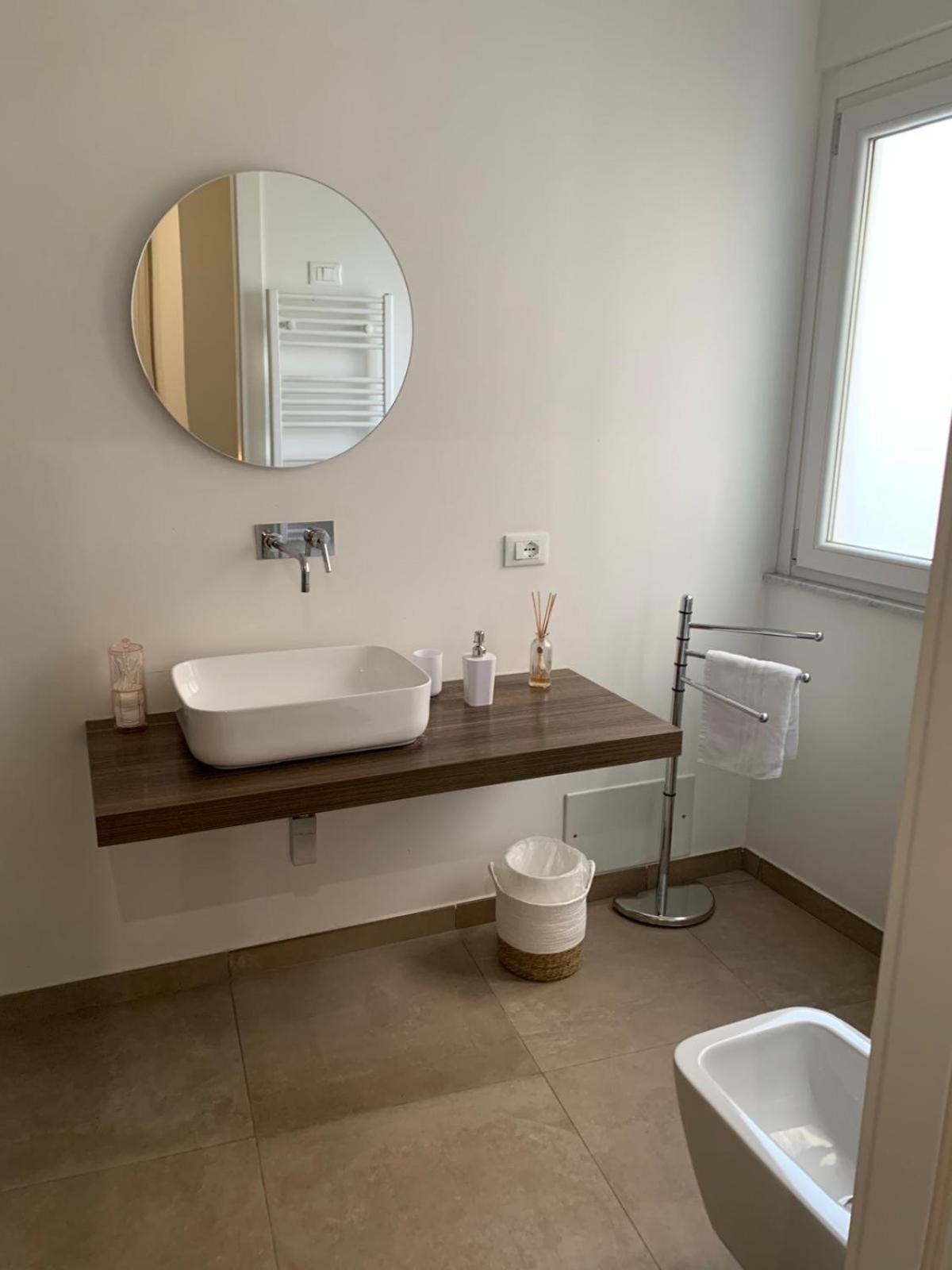 Suitesgaribaldi Cagliari Buitenkant foto