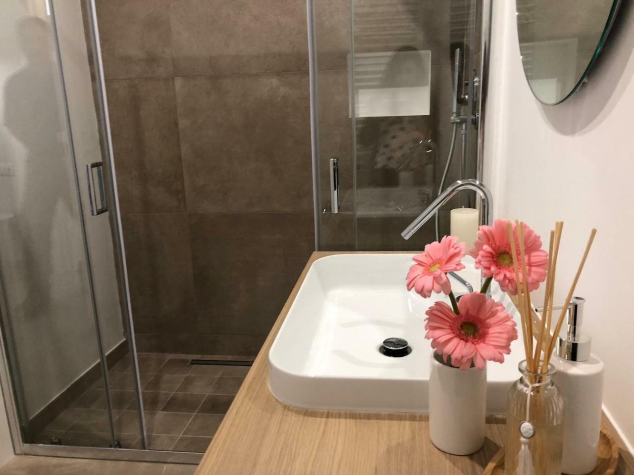 Suitesgaribaldi Cagliari Buitenkant foto