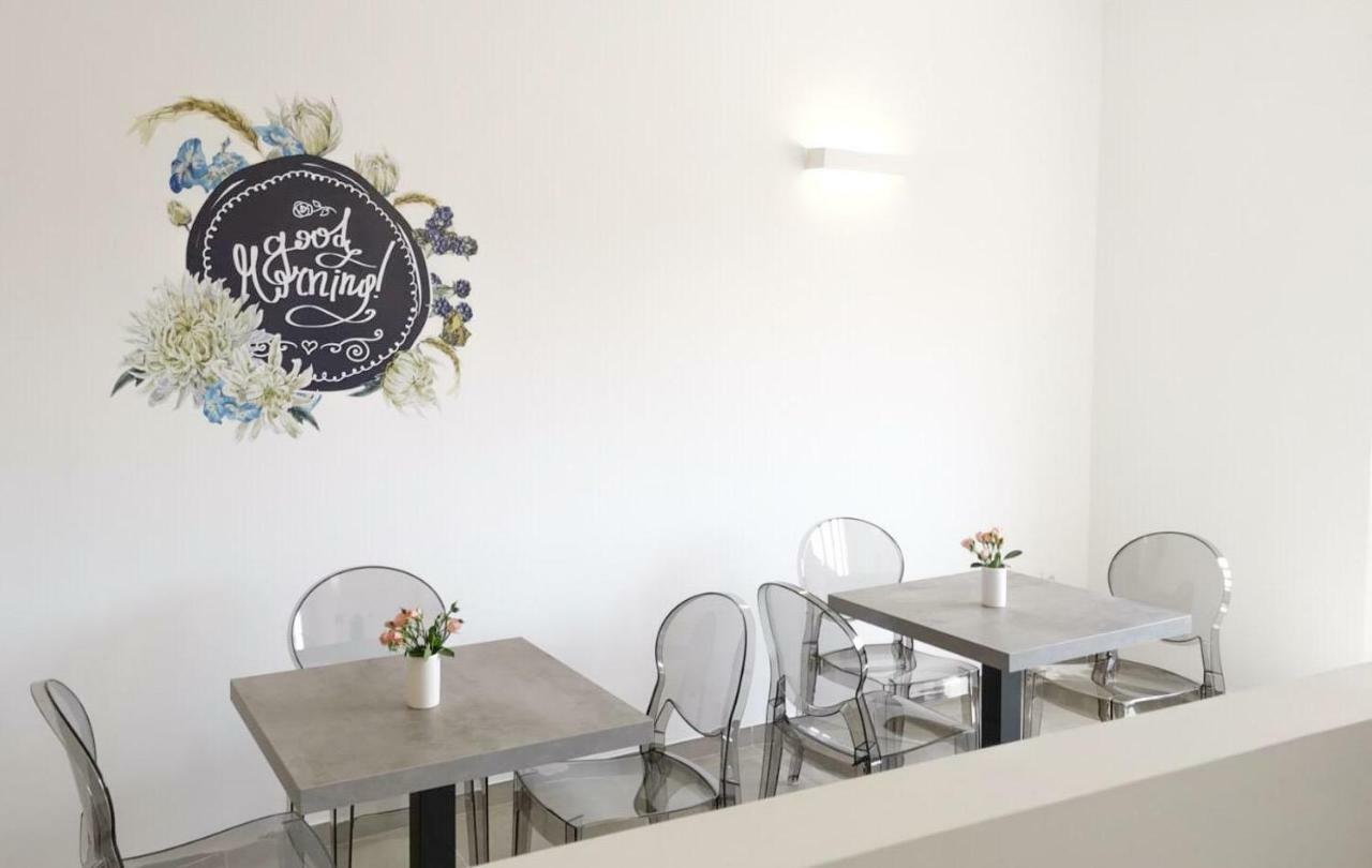 Suitesgaribaldi Cagliari Buitenkant foto